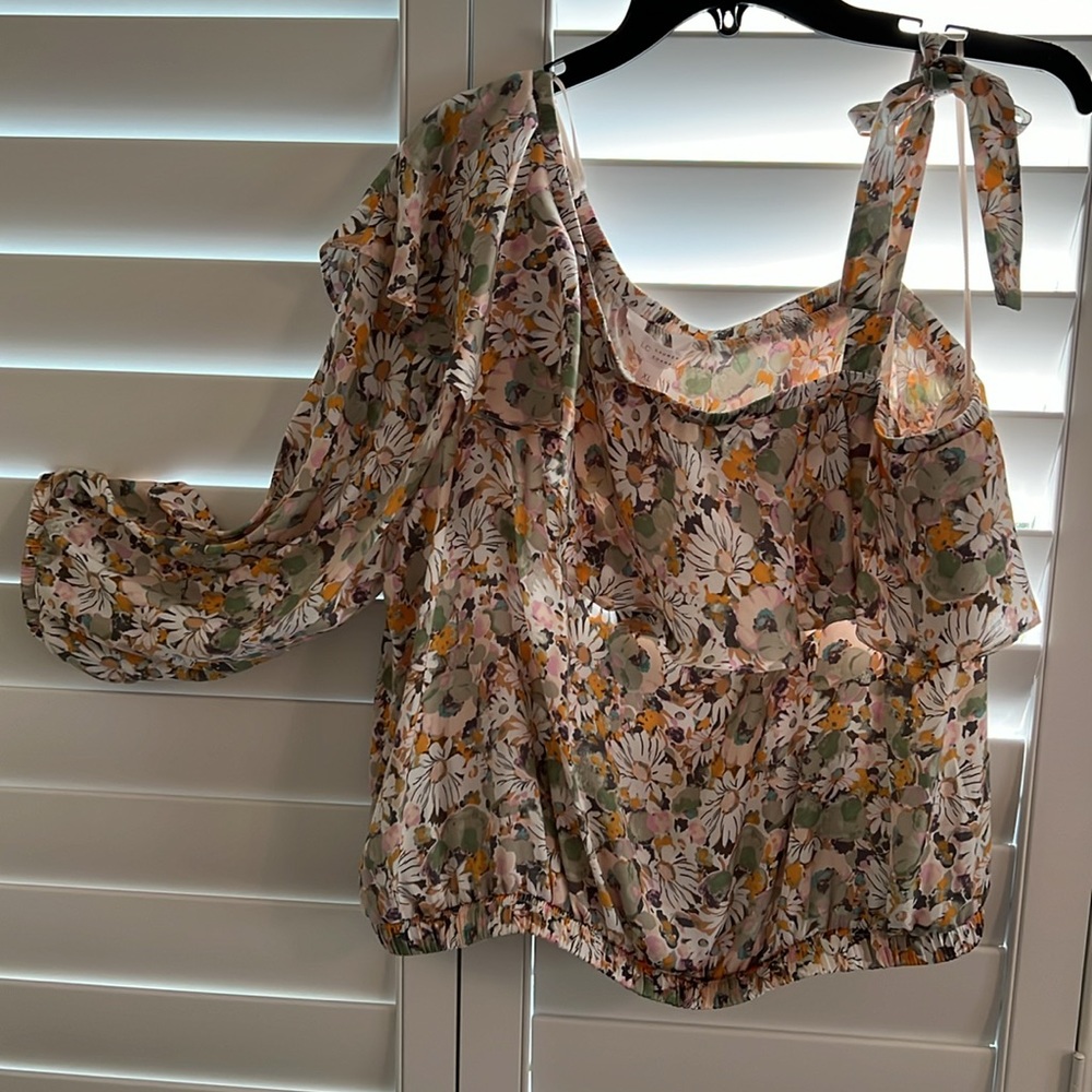 Lauren Conrad Drop Shoulder Short Set - Picture 3 of 6